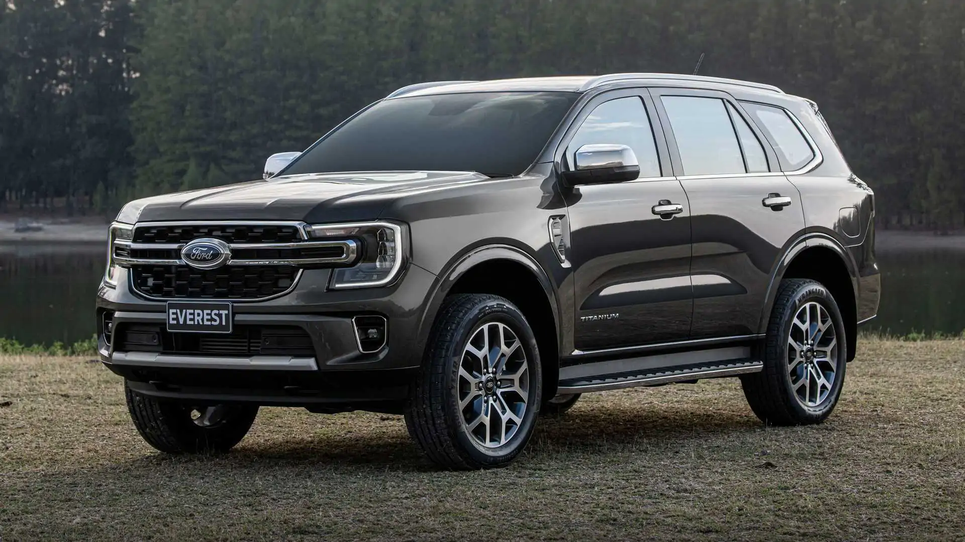Ford Everest — photo 1